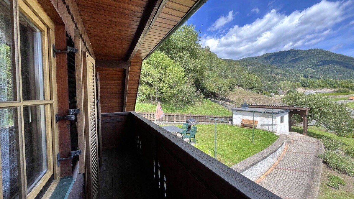 Niederwolz House | Wonderful private villa for 6 guests with WIFI, TV, terrace, pets allowed and parking