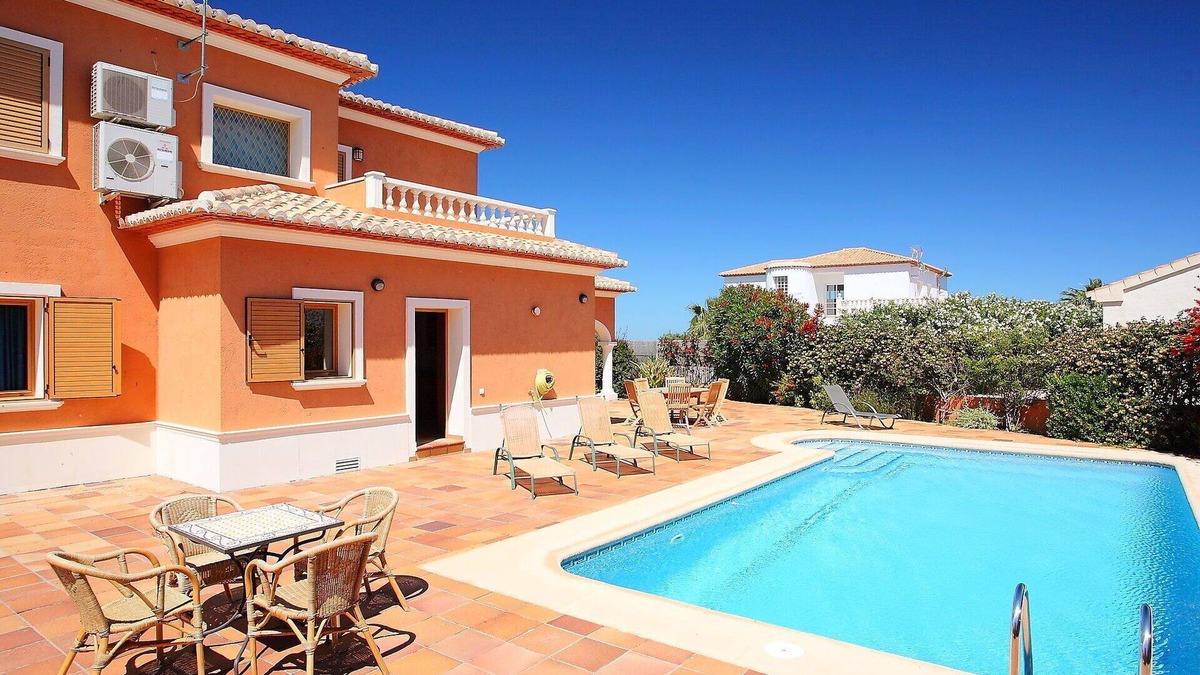 Ondara Villa | Wonderful private villa for 6 people with WIFI, private pool, A/C, TV, terrace and parking
