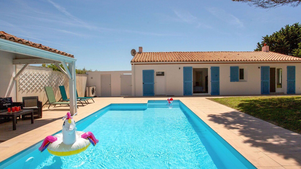 Prefailles House | Wonderful private villa for 6 people with WIFI, private pool, TV and terrace