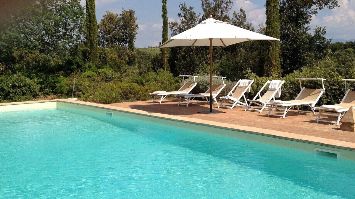 Camigliano Villa | Wonderful private villa for 16 people with WIFI, A/C, private pool, TV, panoramic view and parking