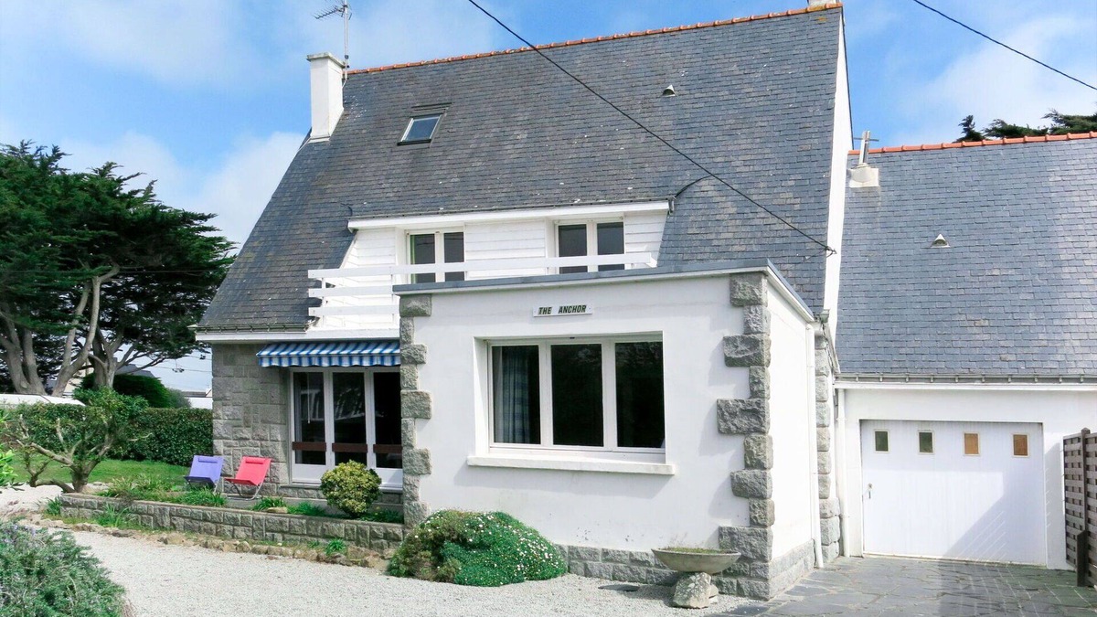 Morbihan House | Wonderful private villa for 8 guests with WIFI, TV, terrace and pets allowed