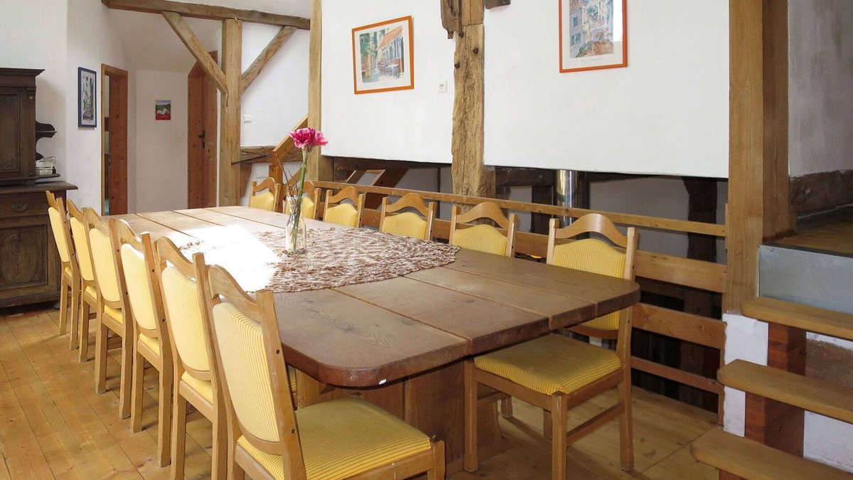 Thiefosse House | Wonderful private villa for 12 people with WIFI, TV, patio and pets allowed