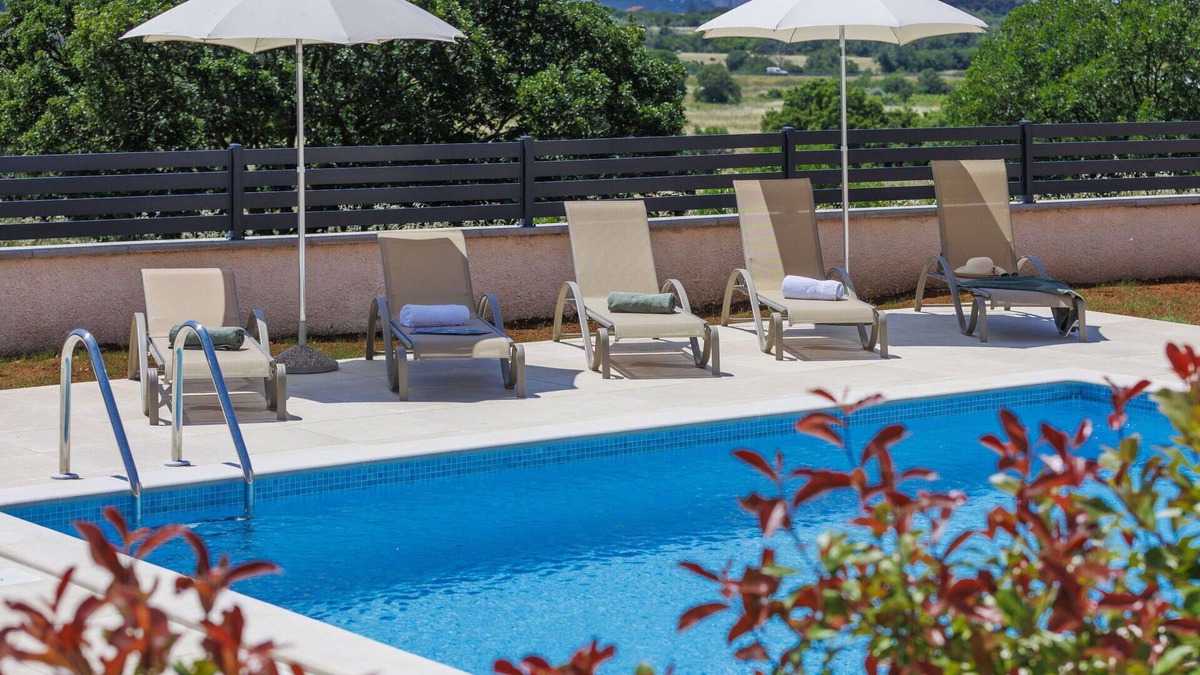 Jadreski House | Wonderful private villa with WIFI, A/C, private pool, TV, terrace, panoramic view and parking