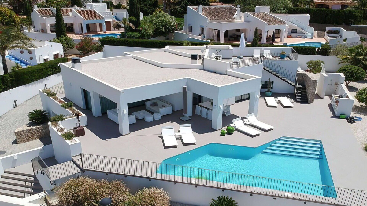 Paichi Villa | Wonderful private villa for 6 guests with WIFI, private pool, A/C, TV, terrace and parking