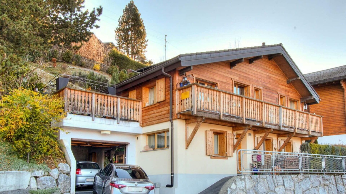 Nendaz House | Wonderful private villa for 8 guests with WIFI, TV, terrace and parking