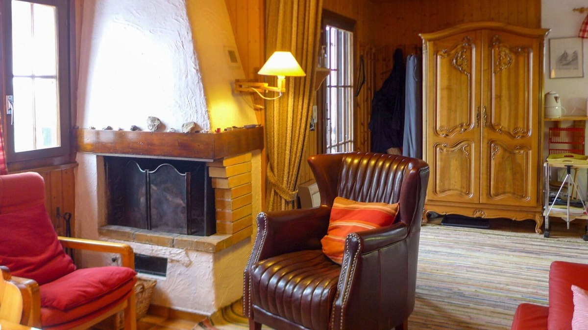Moleson House | Wonderful private villa for 4 guests with terrace, panoramic view and parking