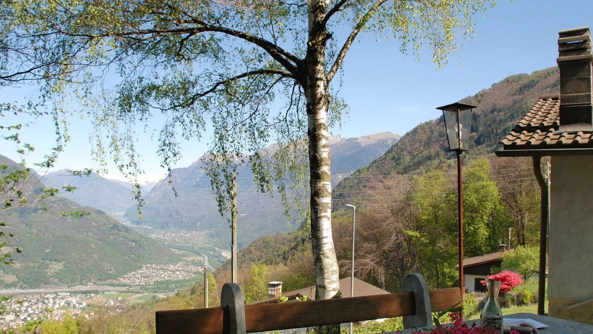 Pianezzo House | Wonderful private villa for 4 people with WIFI, patio, pets allowed, panoramic view and parking
