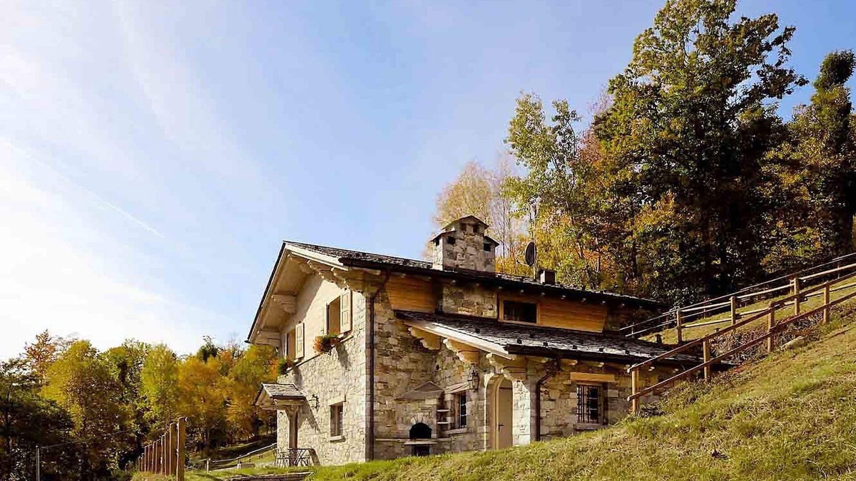 Grosotto House | Wonderful private villa for 7 people with WIFI, TV, balcony, pets allowed and parking