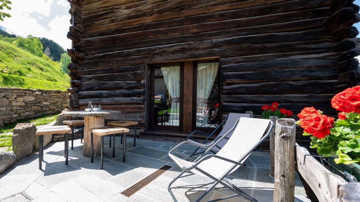 Introd House | Wonderful private villa for 5 people with WIFI, TV and parking