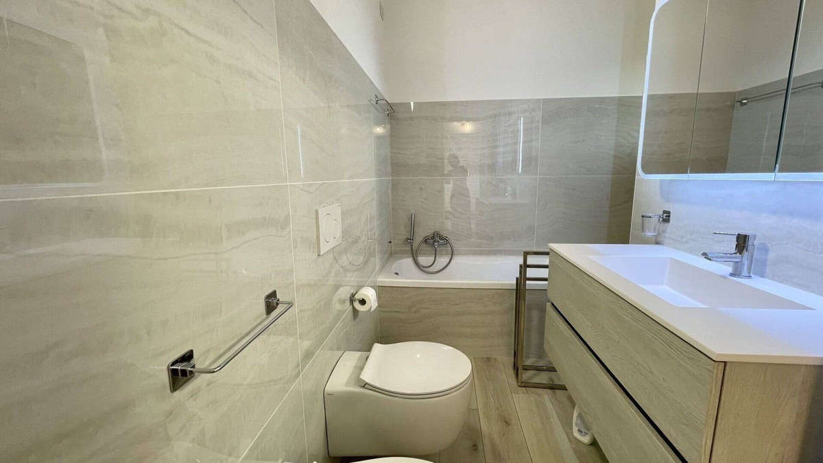Colico Piano House | Wonderful private villa for 6 people with TV, balcony and parking