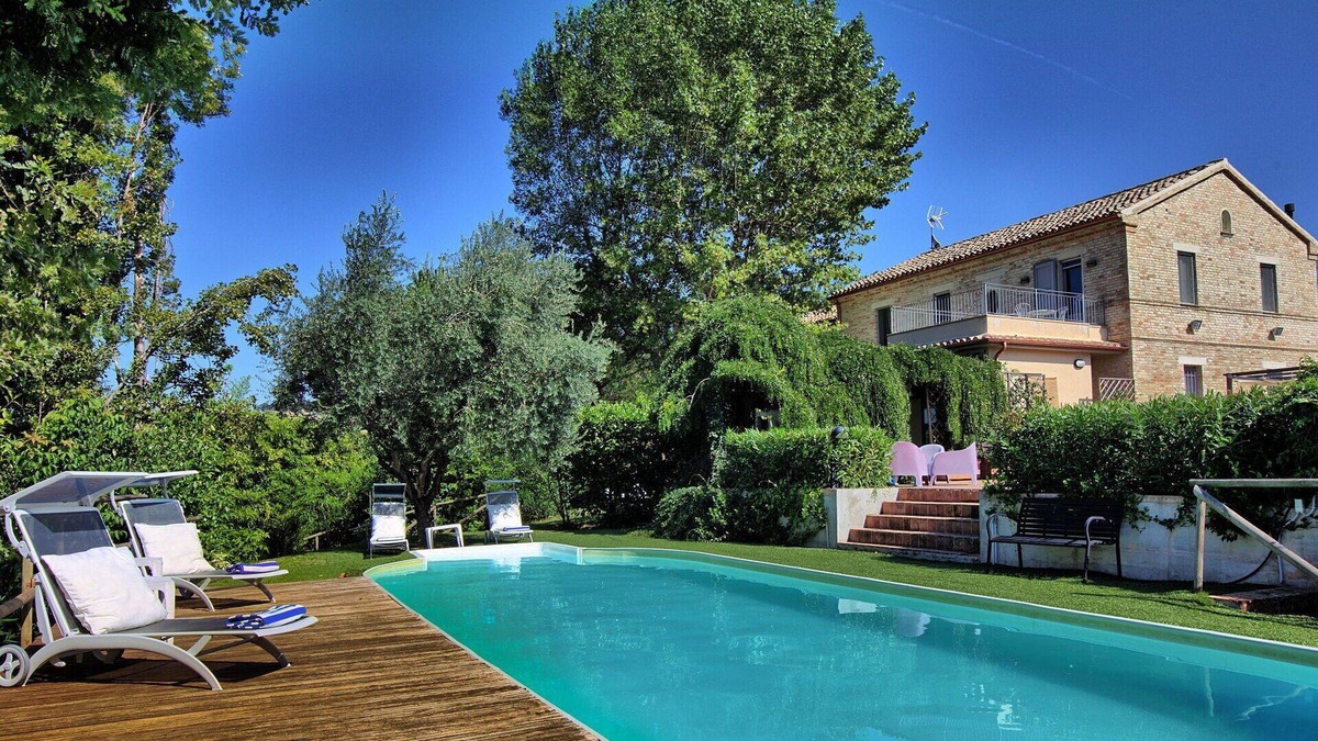 Ostra Villa | Wonderful private villa with private pool, A/C, WIFI, TV, patio, panoramic view and parking