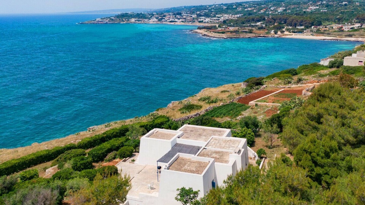 Marina di Felloniche Ski Chalet | Wonderful seaview w/direct sea access & jacuzzi