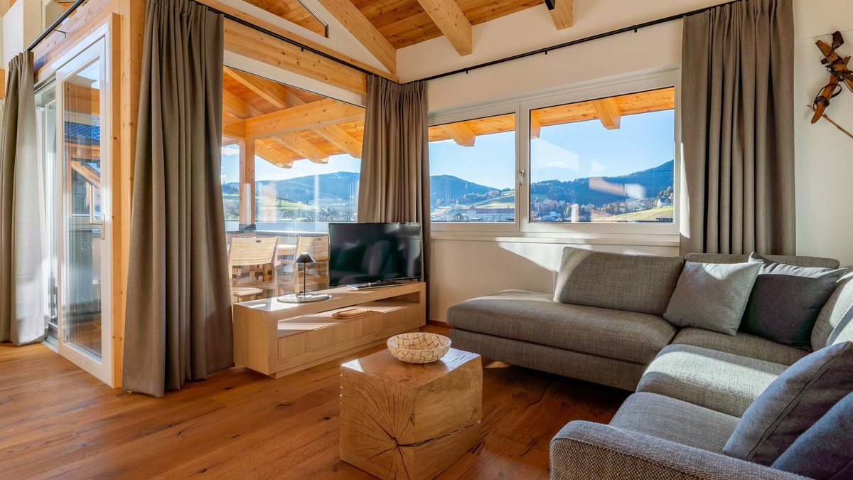 Sankt Lambrecht House | Wonderful ski in-ski out lodge