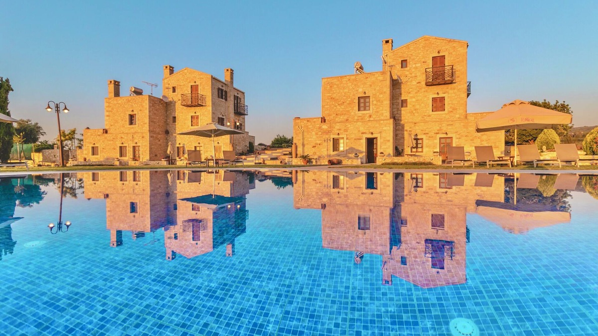 Pikris Villa | Wonderful stonebuild villa with amazing panoramic sea-country views