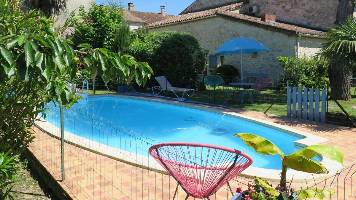 Sauvagnas House | Wonderful villa for 2 people with private pool, WIFI, TV and parking