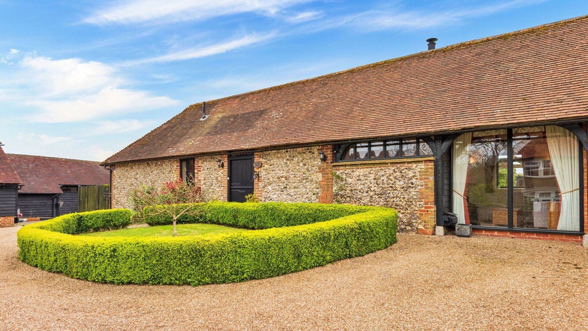 Faversham House | Wonderful villa for 4 people with WIFI and parking