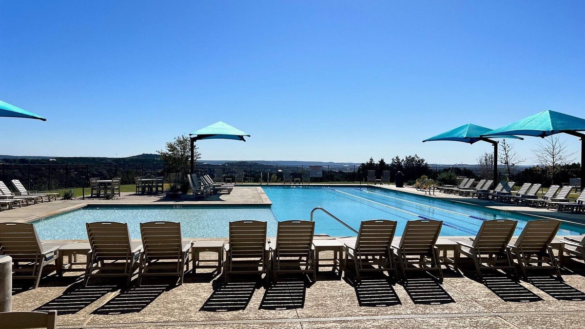 Jonestown Condo | Wonderful Villa in the Hollows Vacation Resort! Pickleball, 4 Pools, Beach Club!
