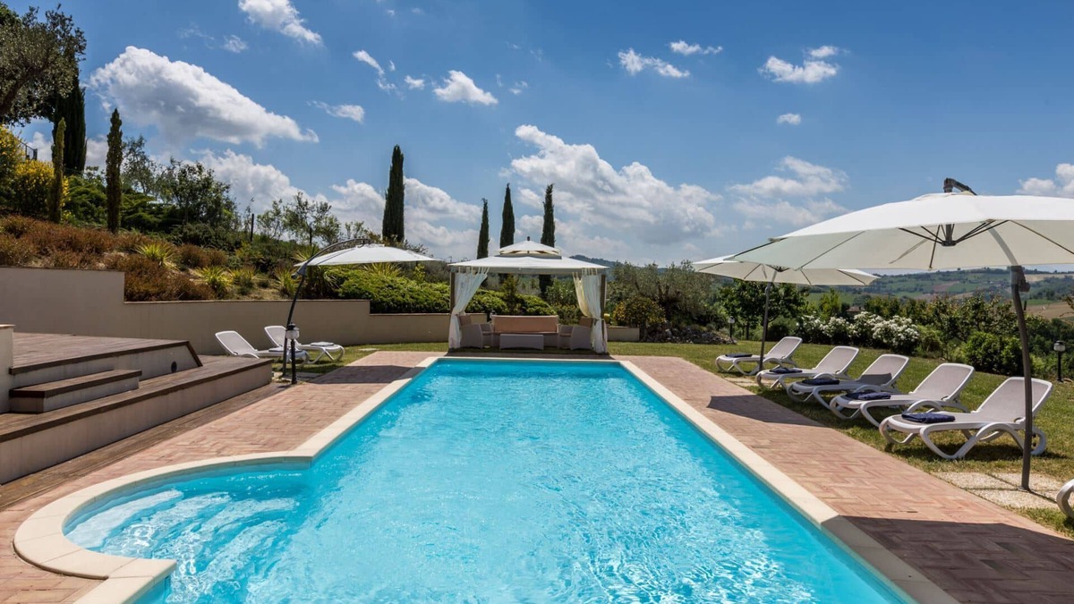 Monte Giberto Villa | Wonderful villa with private pool and Jacuzzi, just 20 minutes from the beach of Porto San Giorgio