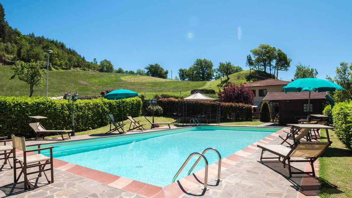 Pratovecchio Villa | Wonderful Villa with Private Pool near Arezzo and Florence, Wifi Free
