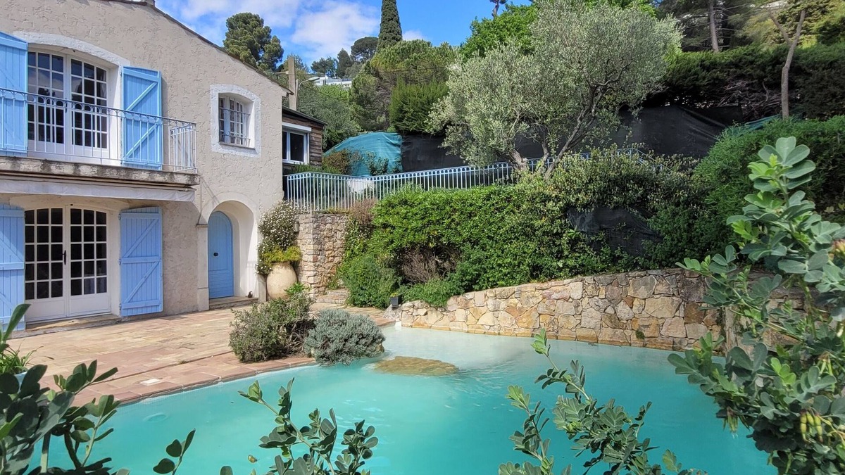 Le Cannet Villa | Wonderful villa with Cannes views and 10 minutes from Croissete & Film Festival