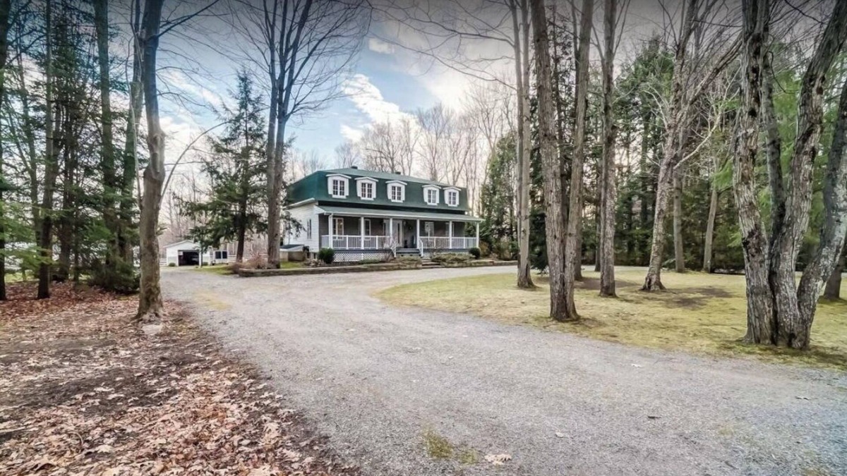 Les Collines-de-l'Outaouais Regional County Municipality House | Wonderfull big country house with hobby farm