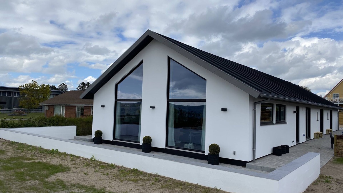 Vibæk Strand House | Wonderfull located vacation house by the beach front