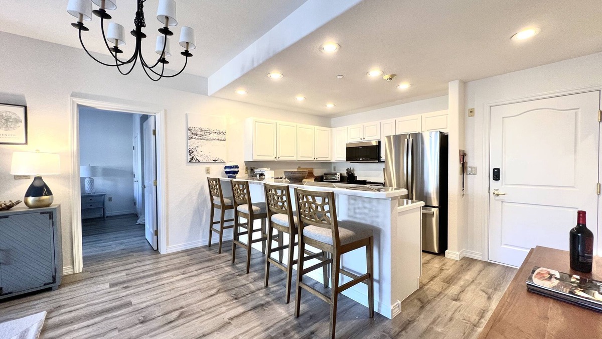 Edwards Condo | Wonderfully Appointed 2br, 2b - Arrowhead/Beaver Creek Pool/Spa! Ski In/Ski Out