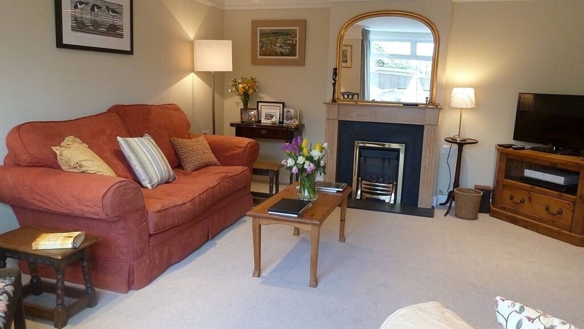 Aldeburgh Apartment | Wonderfully Equipped 2 Bedroom Apartment In Central Aldeburgh, Suffolk, England