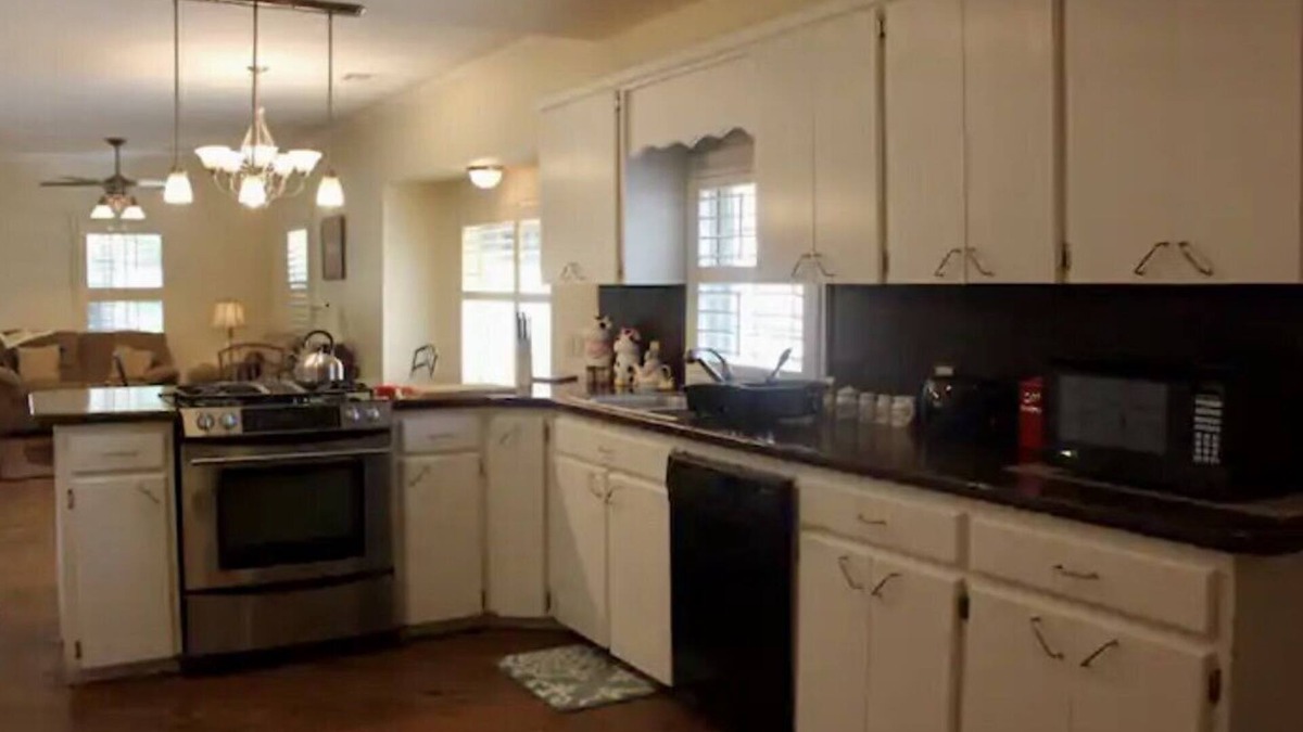 Pawhuska House | Wonderfully Spacious!