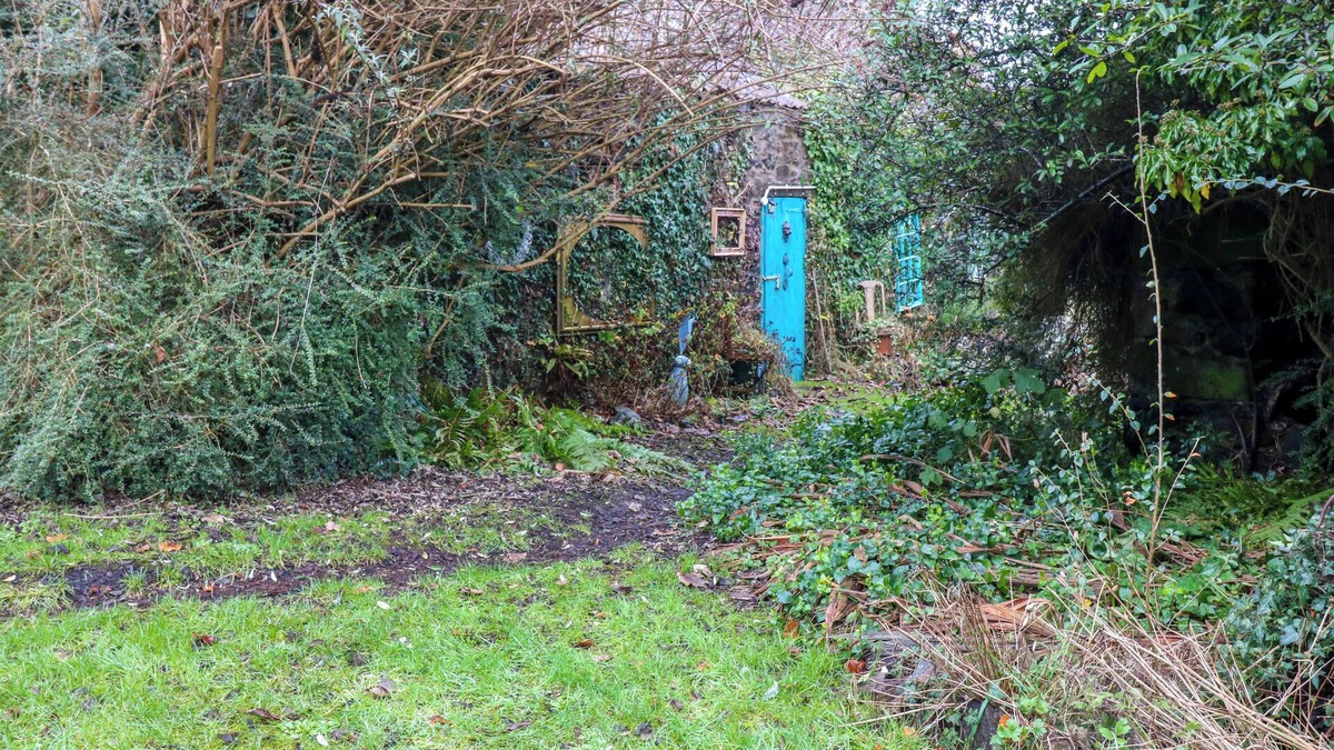Newburgh Cottage | Wonderland Cottage