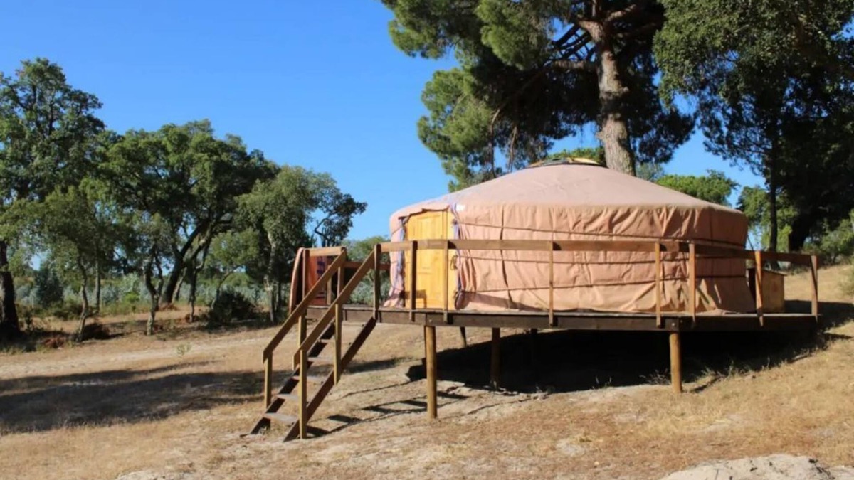 Vale de Mulheres House | Wonderland Yurt - Quinta Alada