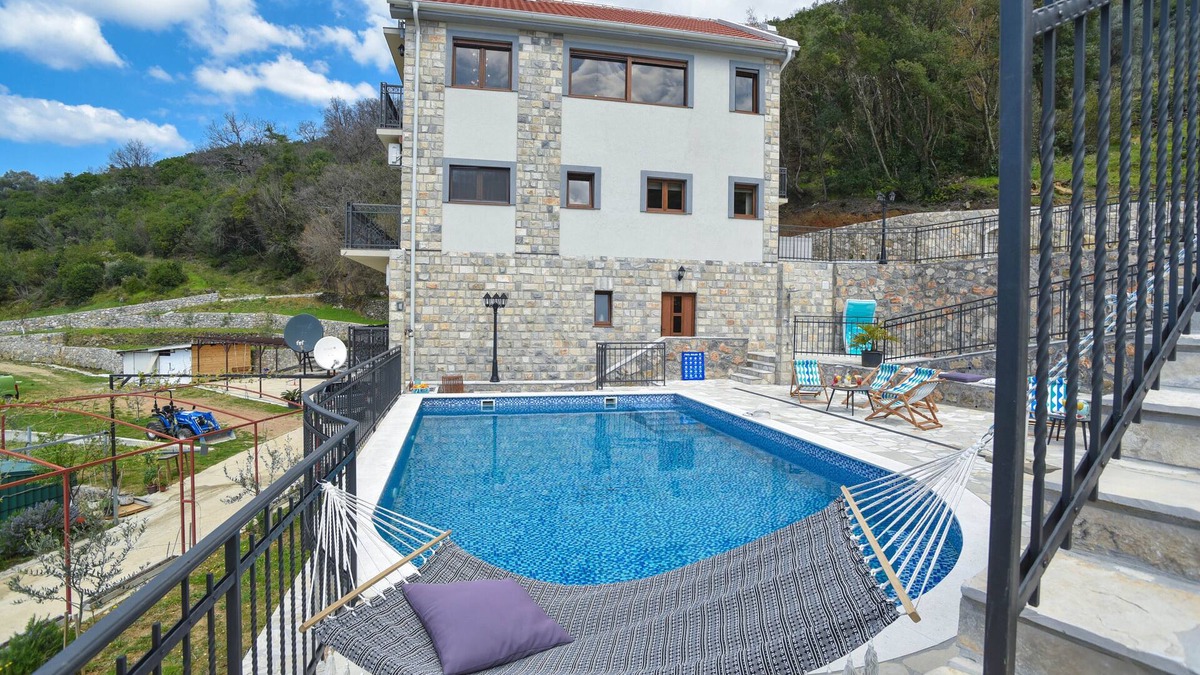 Radanovici Villa | Wonderous Mediterranean Villa W/Swimming Pool and Scenic Views