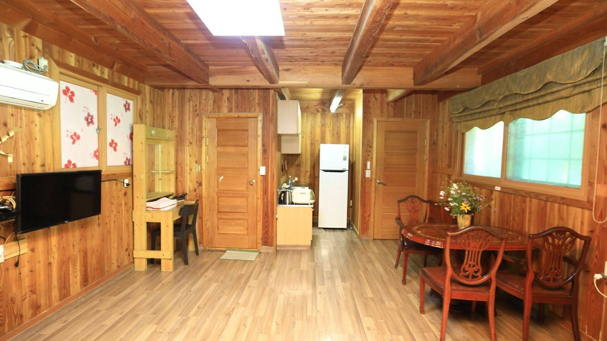 Wonju Condo | Wonju Chiak Mountain Club Pension
