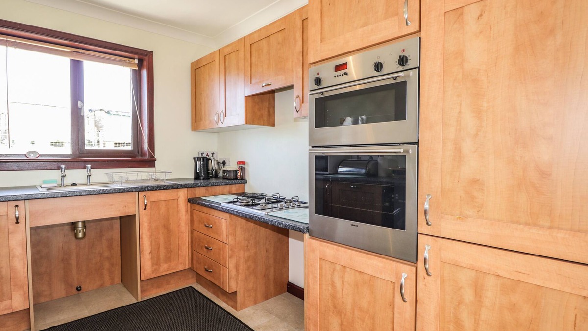 Hallin Cottage | Woodburn Cottage