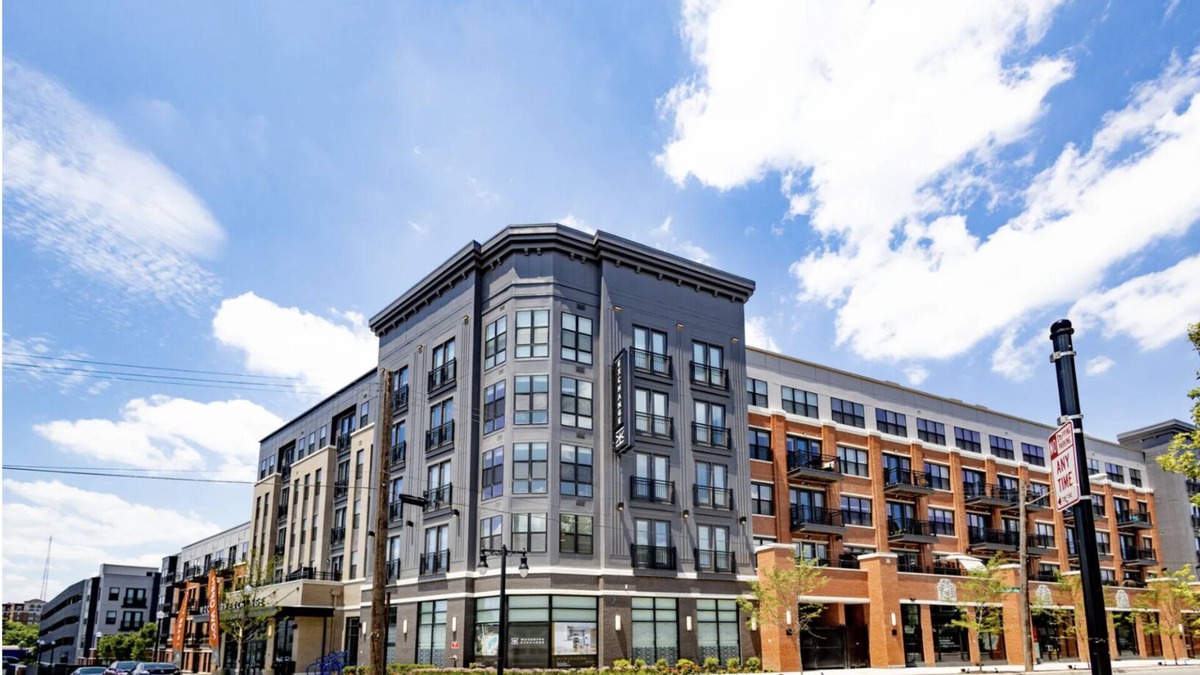 East Walnut HIlls Apartment | Woodburn Exchange