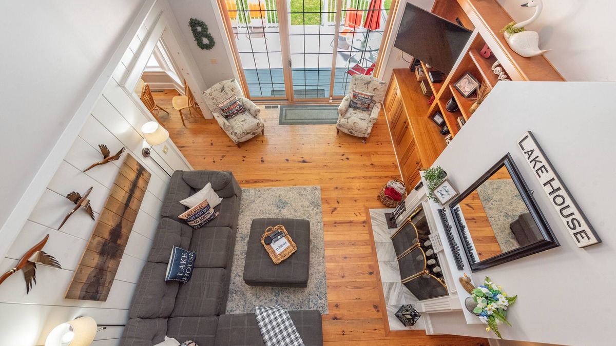 Blakeslee House | Wooded Escape w/Hot Tub, Fire Pit & Dock