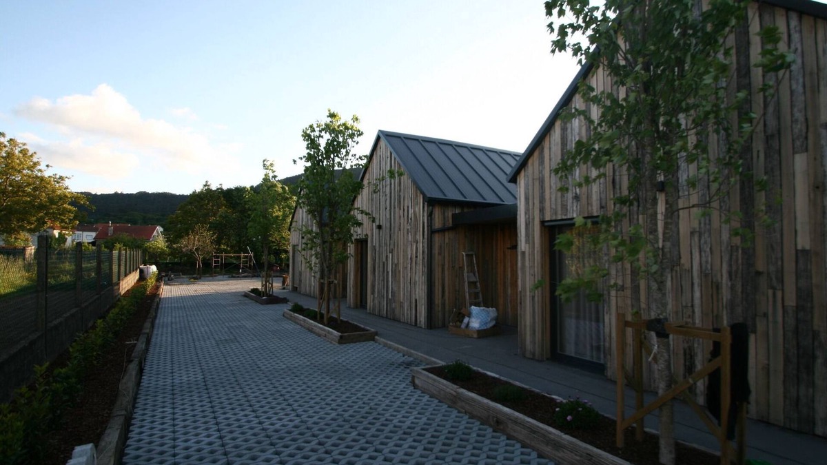 Noia House | Wooden cottage A Roncadoira