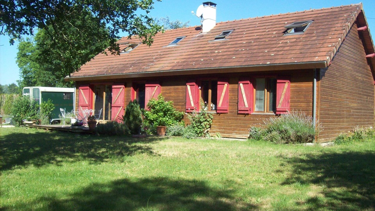 Chaon House | Wooden dwelling house for weekends and holidays