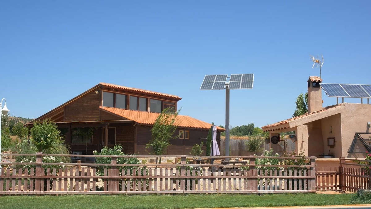 Villanueva de la Fuente Cottage | Wooden cottage for up to 12 people with pool