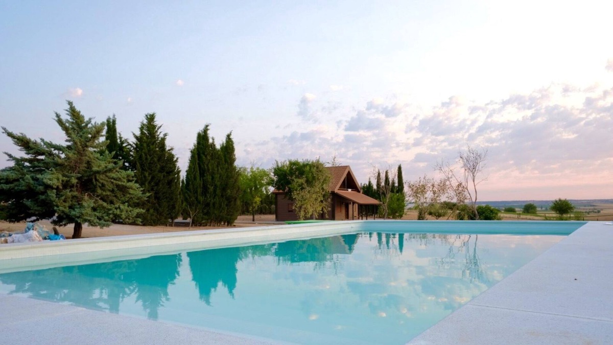 Puebla de Almenara Villa | Wooden House - Ensuite Villa with Shower
