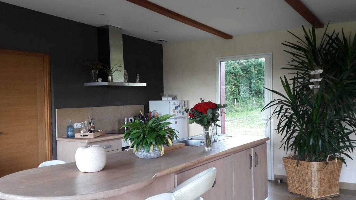 Champagne-Saint-Hilaire House | Wooden House