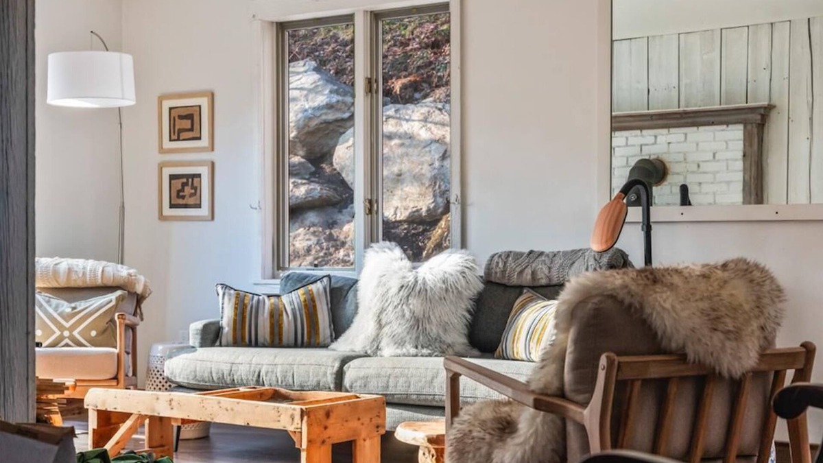 Johnson House | Woodland Escape: Embrace Nature near Stowe&Smuggs
