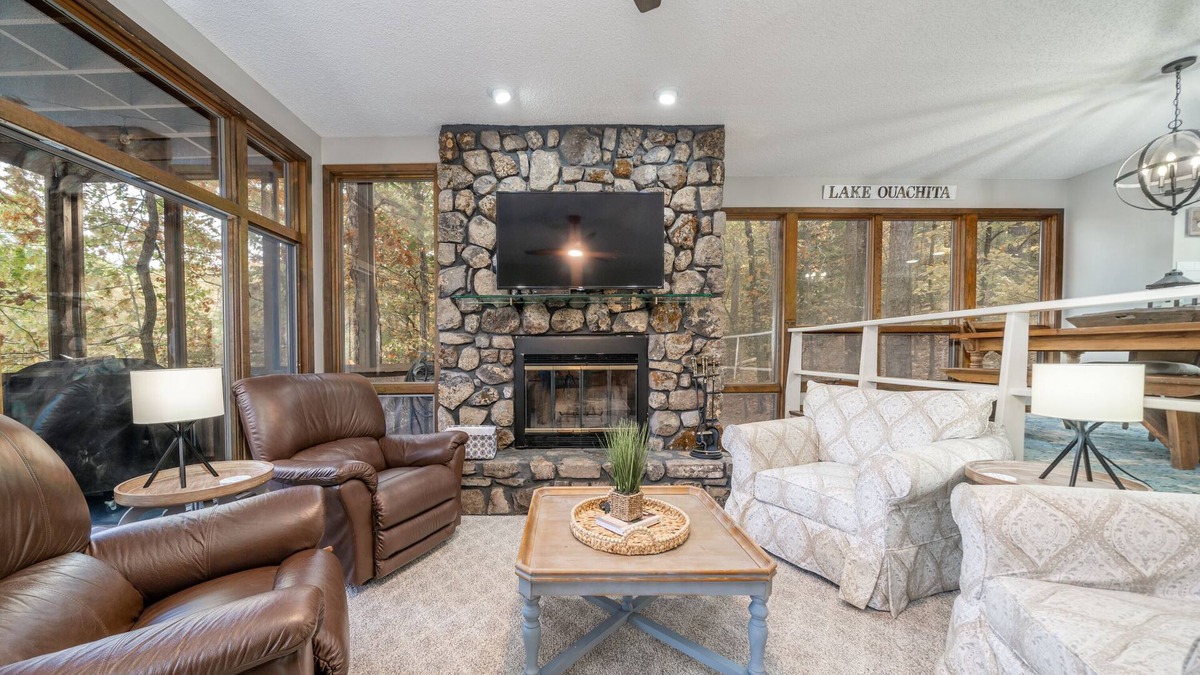 Mount Ida Condo | Woodland Escape 🌲 Lake Ouachita Gem | Mtn Harbor | Sleeps 10 | Insta-Worthy!
