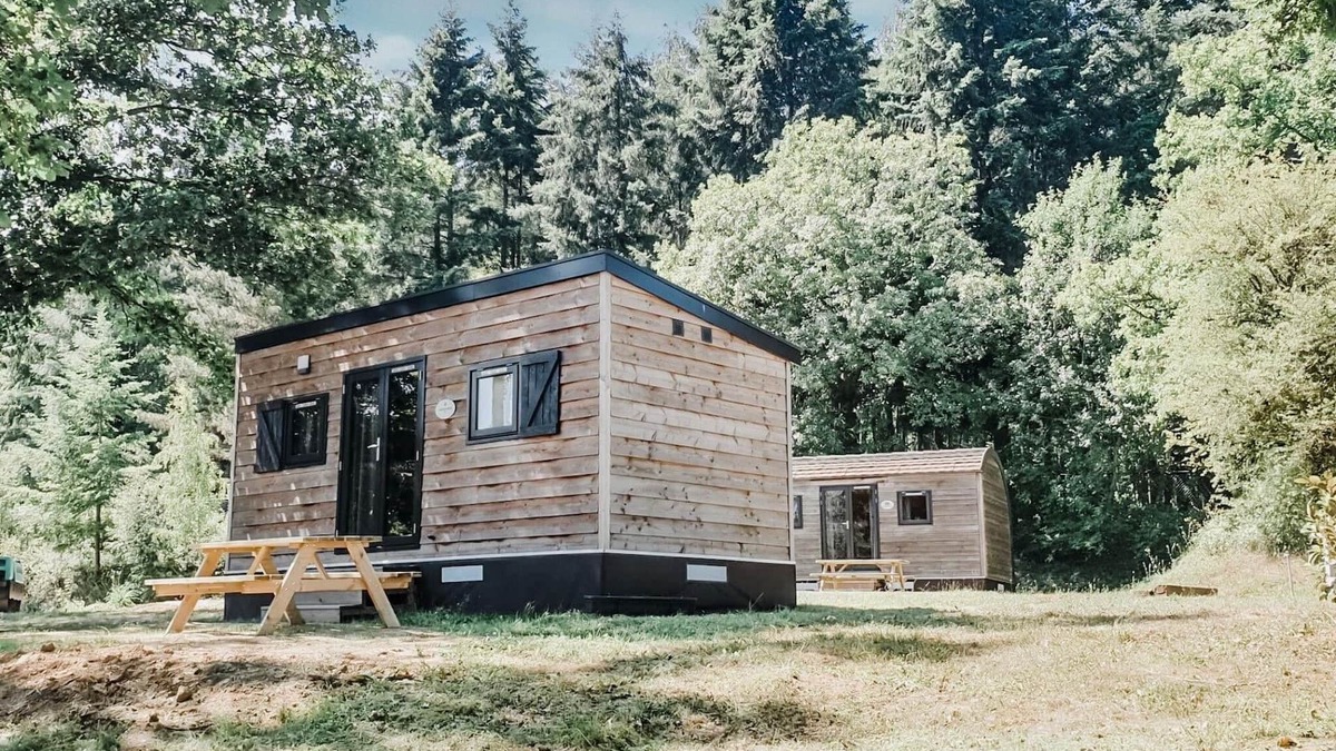Olloy-sur-Viroin Ski Chalet | Woodland Lodge Retreat in the Ardennes