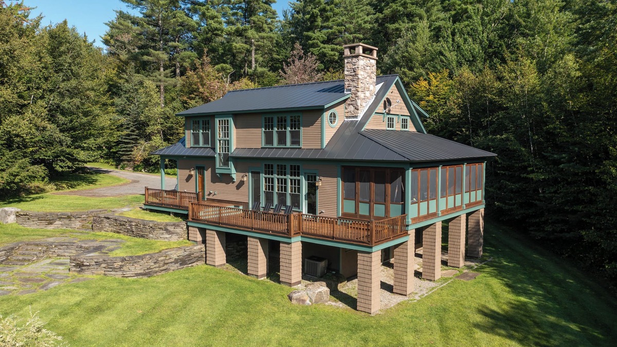 Stowe Area House | Woodland - Post and Beam Oasis is centrally located off the Mountain Road