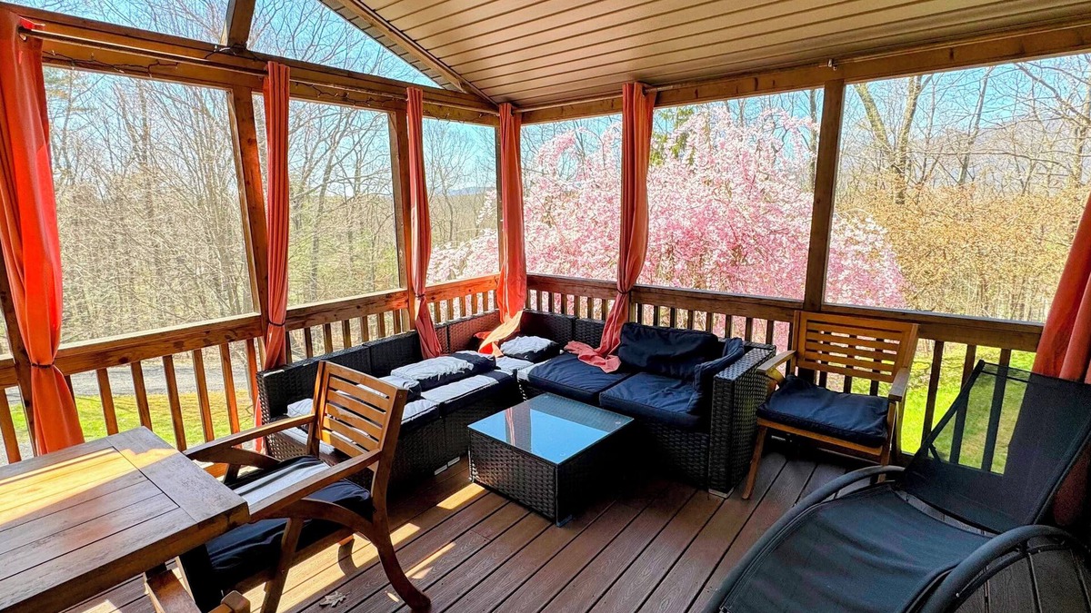 Mount Marion House | Woodland Whimsy a private escape w/hot tub, pool, sunroom on 3 acres