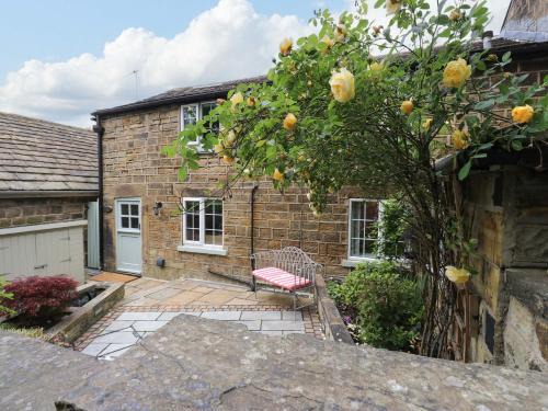 Newmillerdam House | Woodman's Cottage