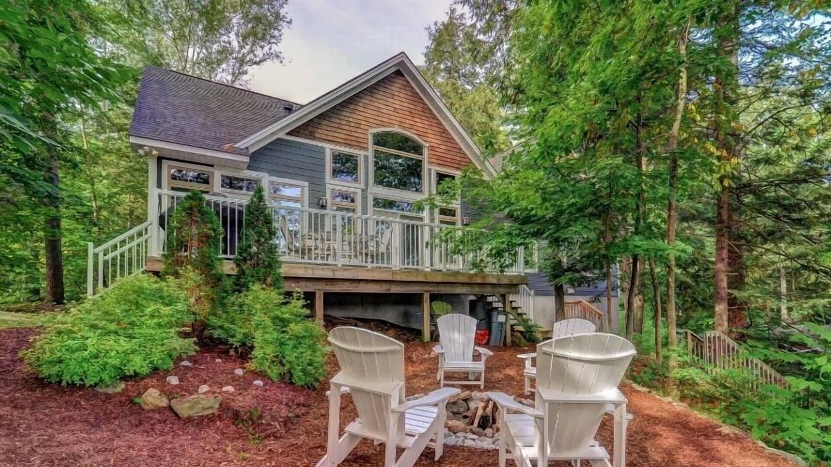 Muskoka Lakes House | Woodroffe Bay Oasis