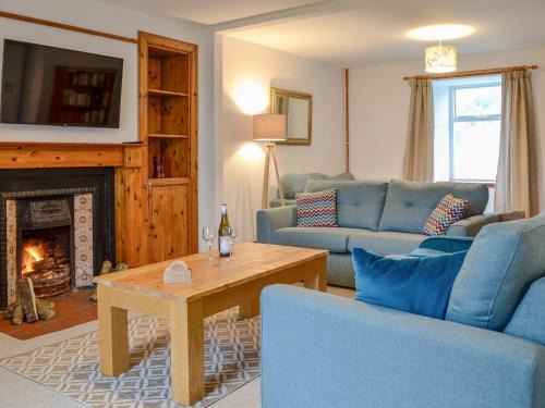 Murthly House | Woodside Farmhouse