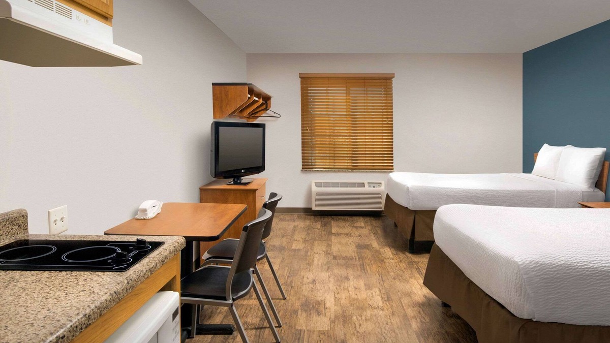 Butztown Hotel | WoodSpring Suites Allentown Bethlehem
